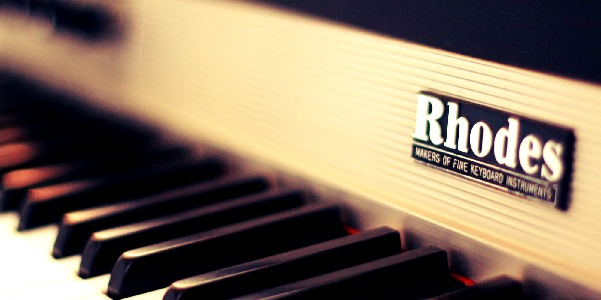 作曲家・編曲家 Piano Red　